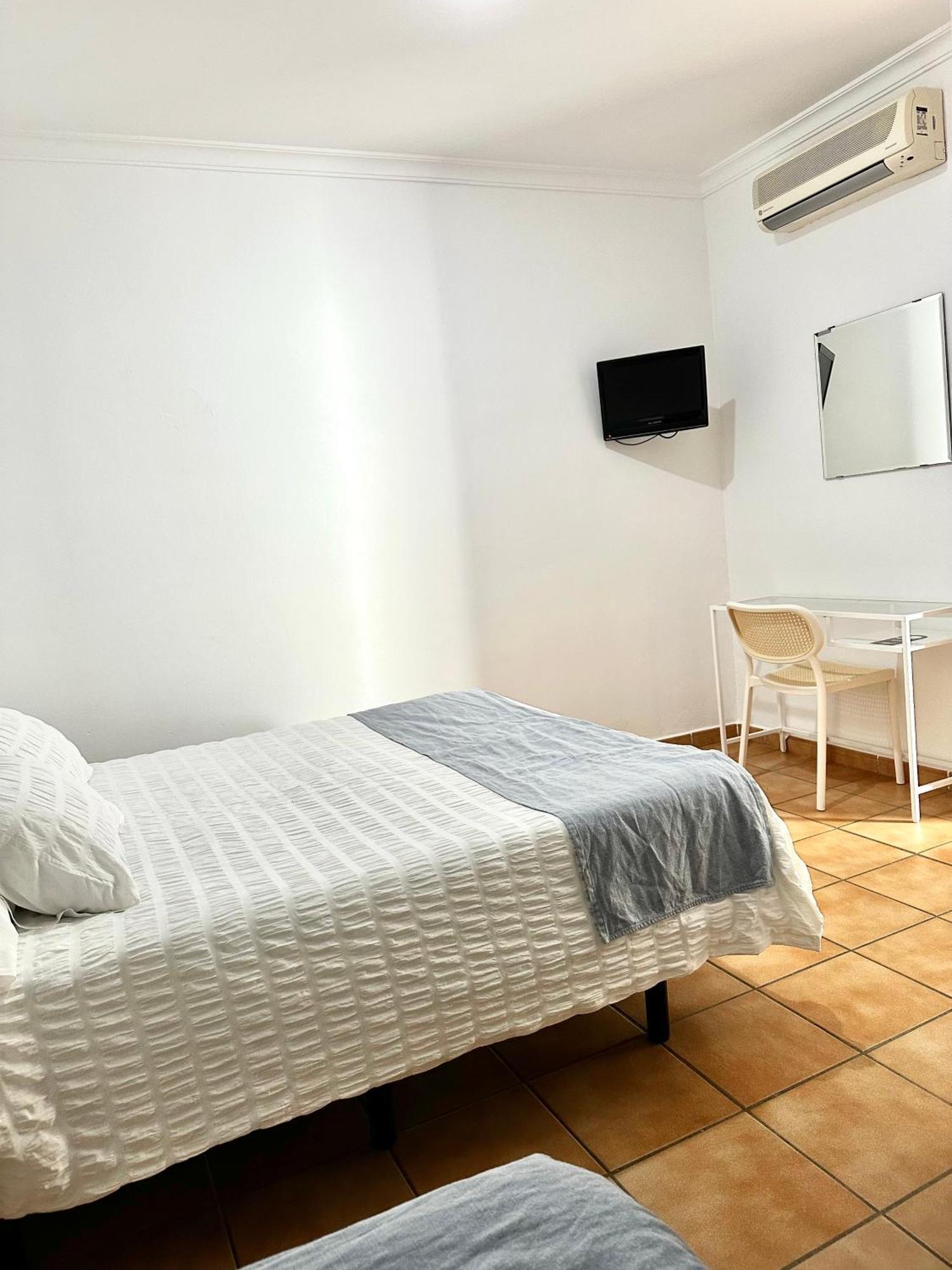 Hostal Mellizo ليبريخا المظهر الخارجي الصورة