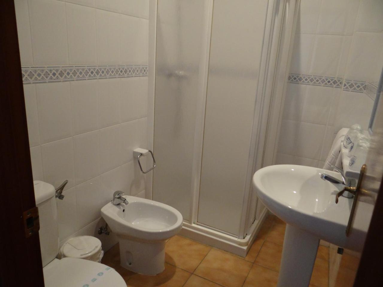 Hostal Mellizo ليبريخا المظهر الخارجي الصورة